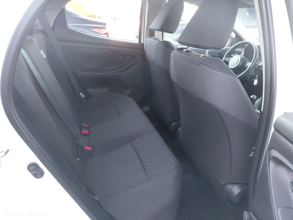 Toyota Yaris 1.5 Comfort - 10