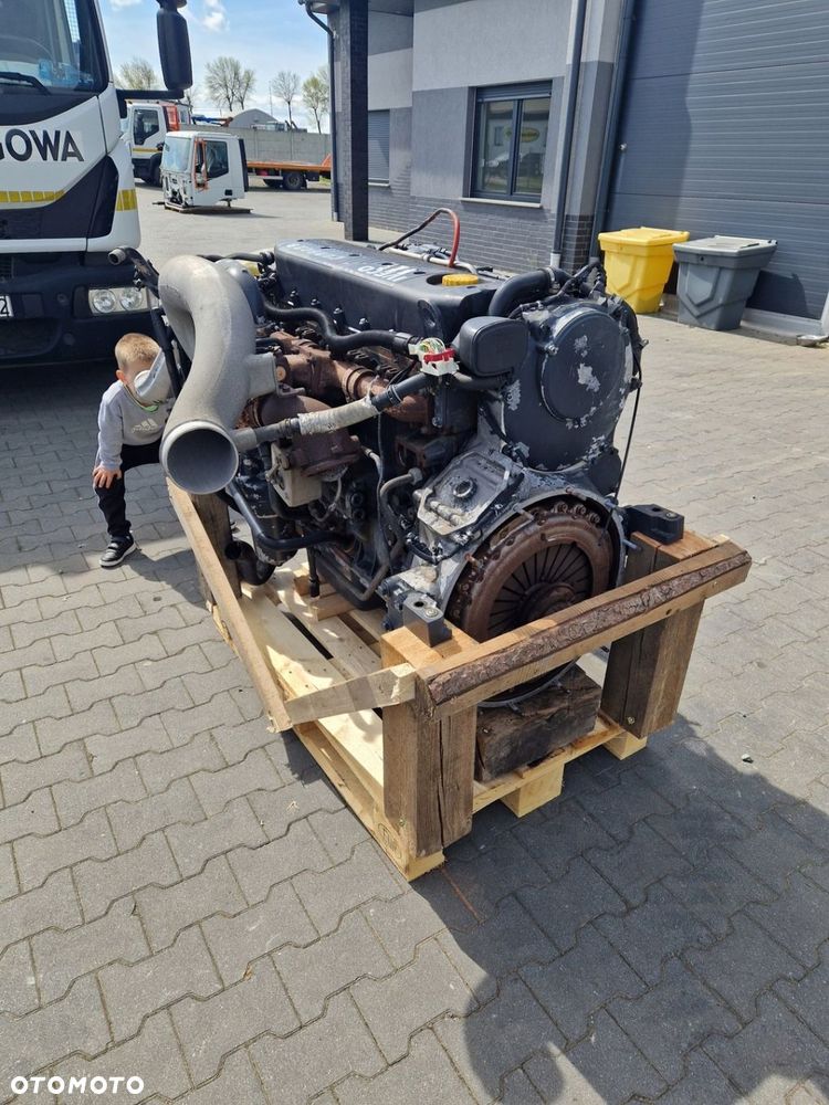 Silnik Iveco Stralis Trakker Cursor 9 Euro 6 F2CFE611D F2CFE611 Mały Przeb. - 3