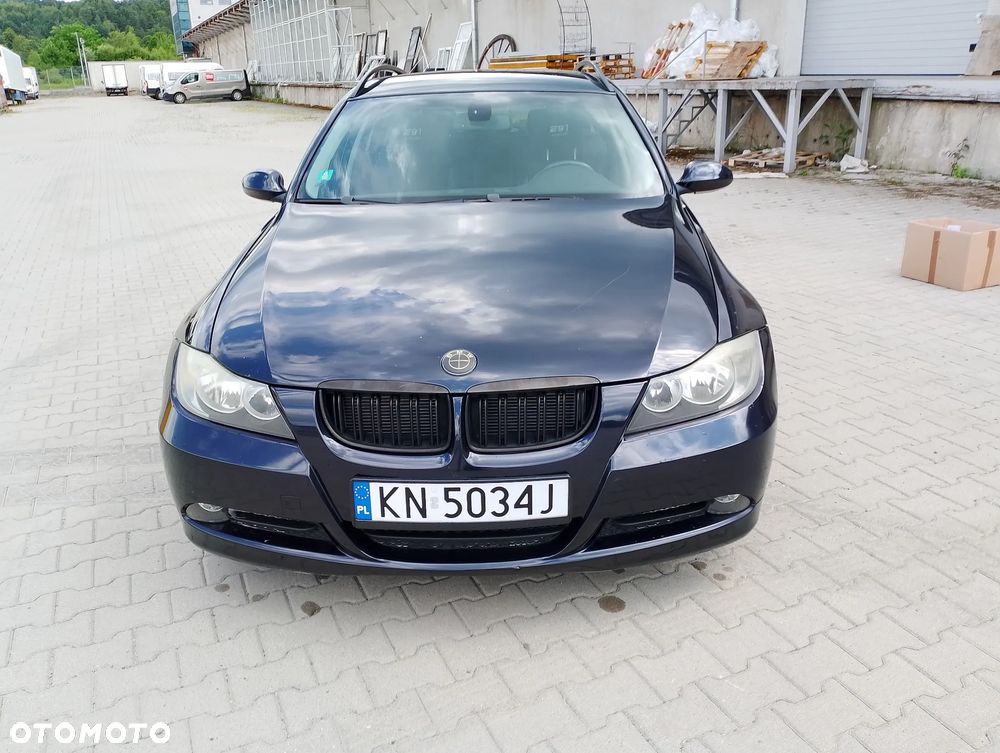 BMW Seria 3 325i - 7