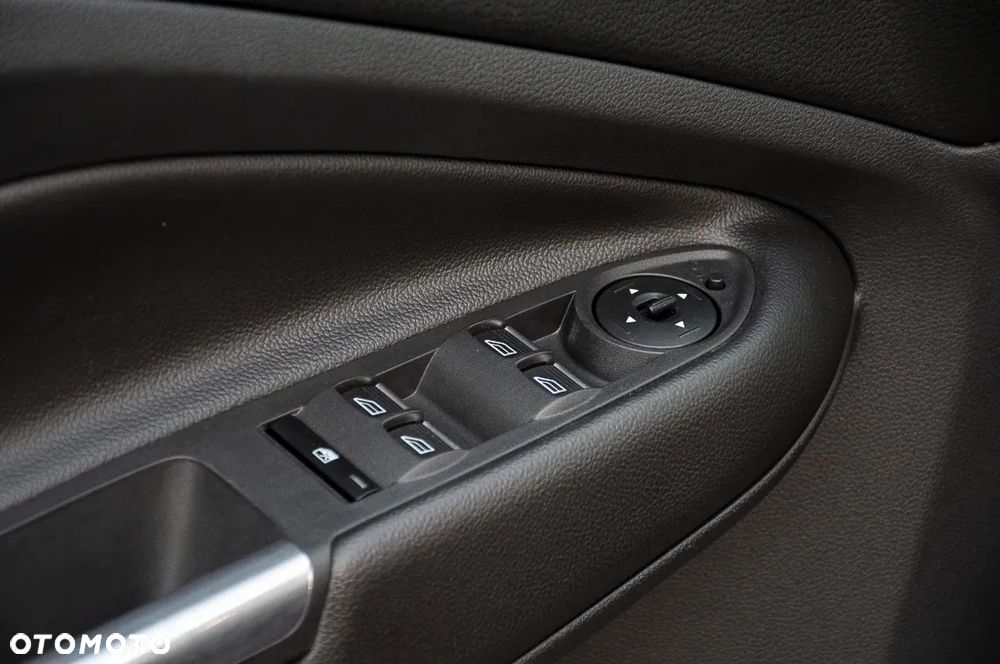 Ford Kuga 1.5 EcoBoost FWD ST-Line ASS - 35