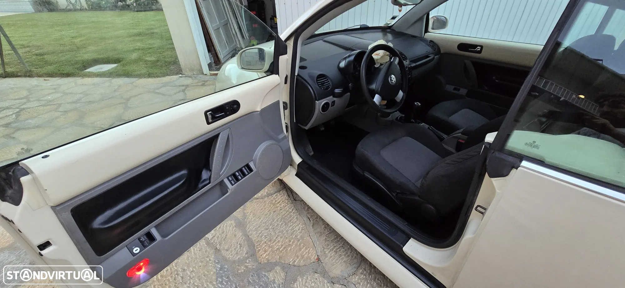 VW New Beetle Cabriolet 1.4 - 20