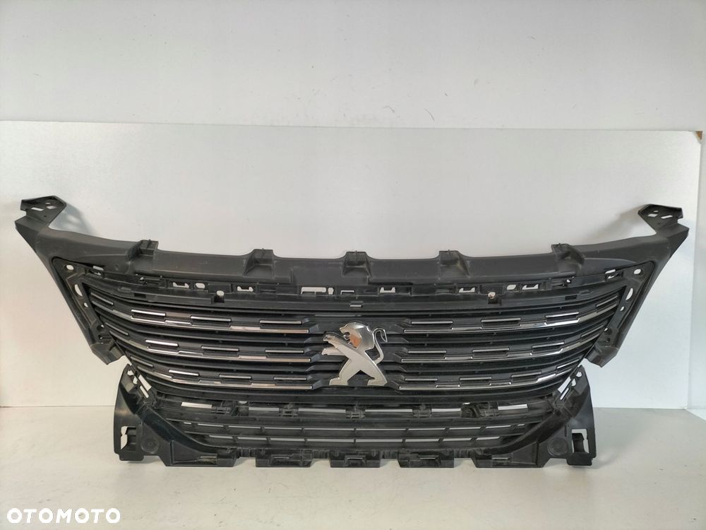 atrapa kratka grill peugeot 5008 ii 16- - 1