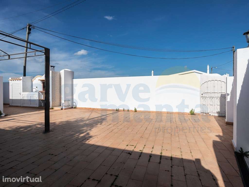 Andar de Moradia T2+1 perto da Praia da Lota, Algarve - Grande imagem: 5/34