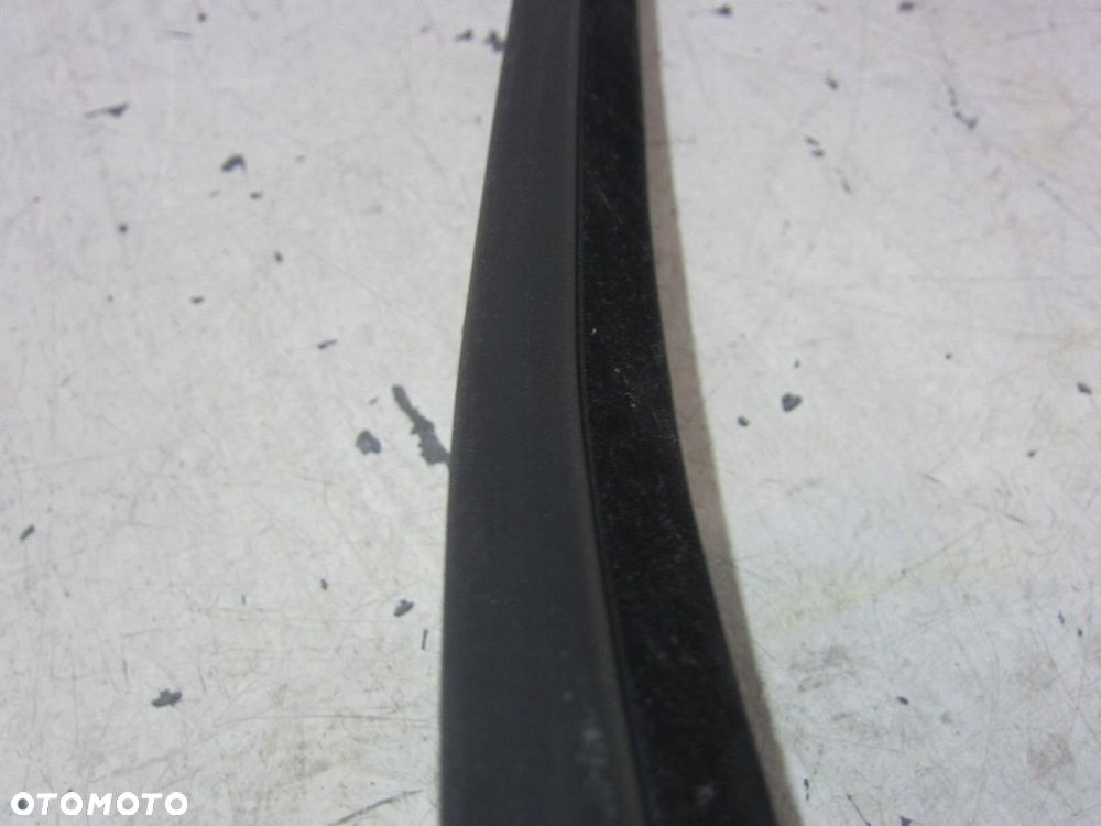 BMW 6 F12 CABRIO USZCZELKA DRZWI LEWA KAROSERYJNA 51767301293 7301293 - 2