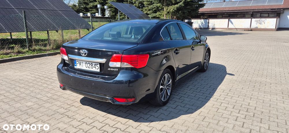 Toyota Avensis - 4