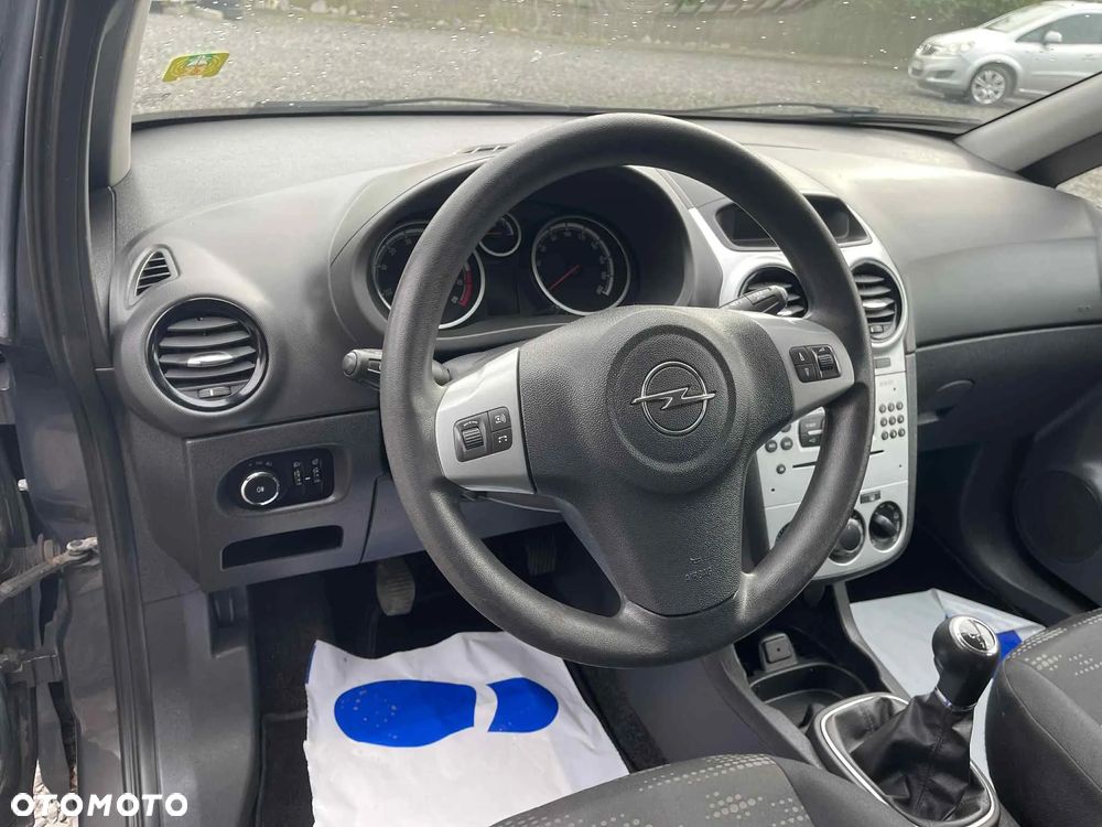 Opel Corsa - 16