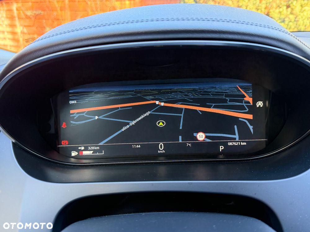 Jaguar E-Pace - 15