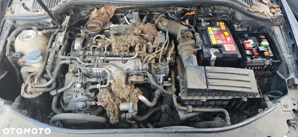 SKODA SUPERB II 08-13 - SCHOWEK PASAŻERA - 26