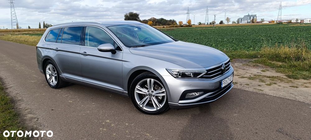 Volkswagen Passat 2.0 TDI SCR Style DSG - 16