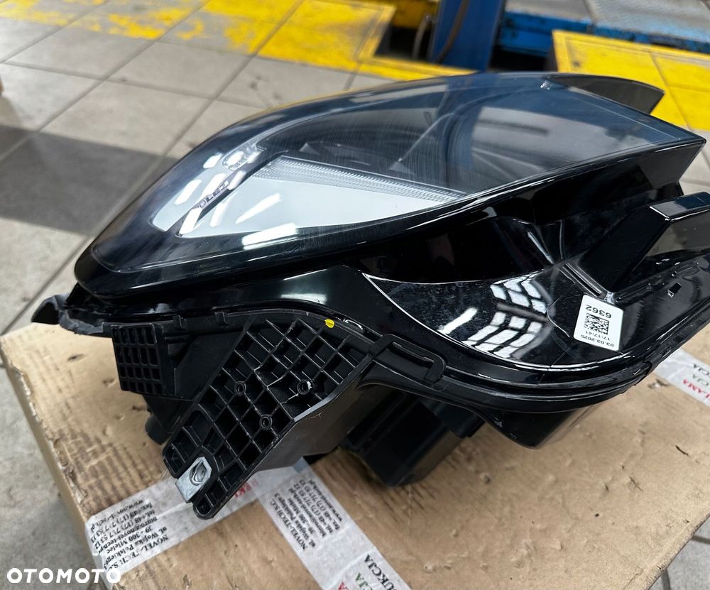 ford explorer ev 24- prawa lampa przednia full led europa r2kb-13e016-cg - 7