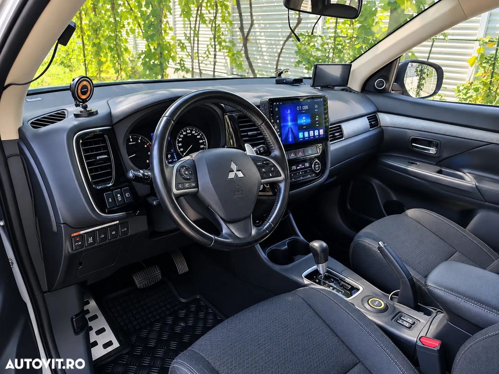 MITSUBISHI Outlander 2015 — imagine 5