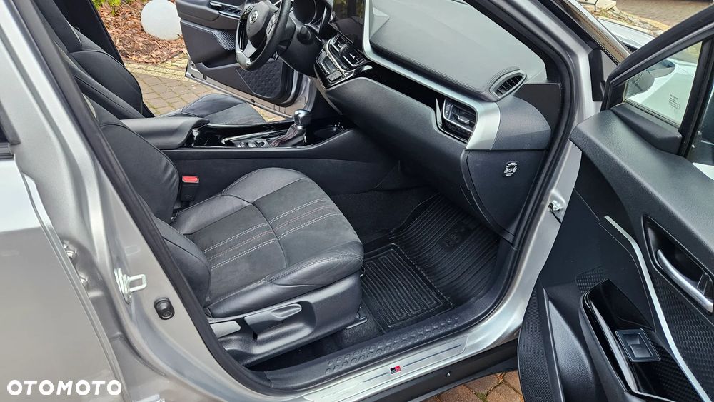 Toyota C-HR - 22