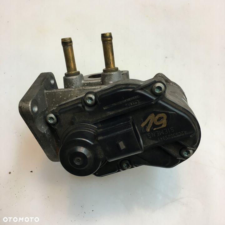 ZAWÓR EGR AUDI A3 8P GOLF V 1.6 FSI BAG 03C131503B - 2