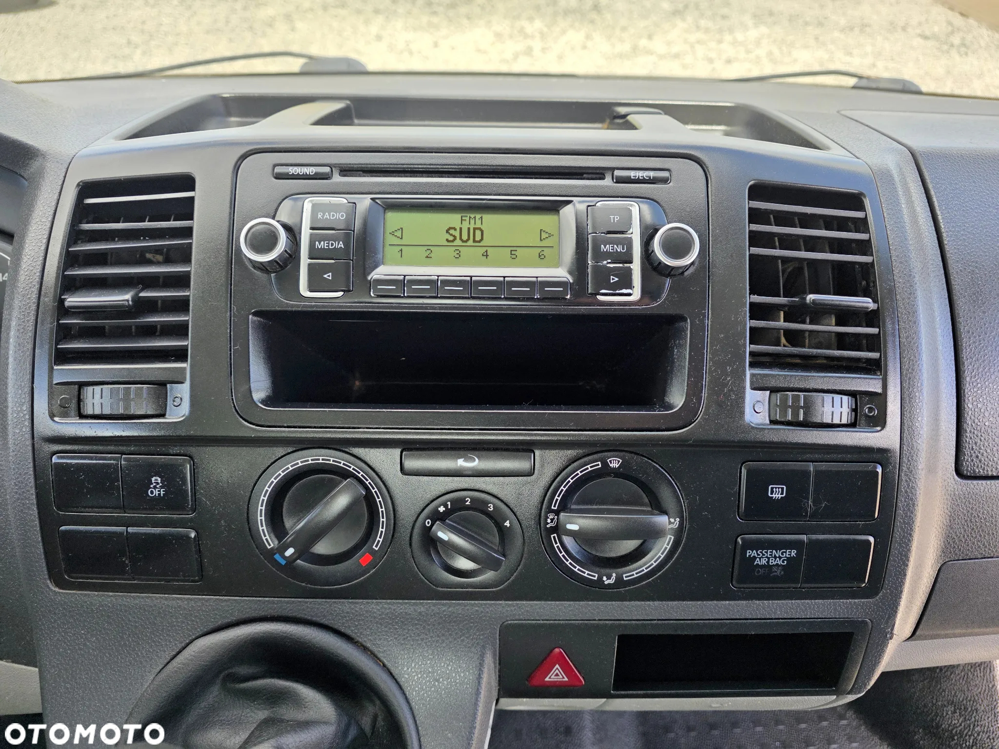 Volkswagen TRANSPORTER 2,0 TDI 140 KONNA SKRZYNIA 3M WEBASTO 247T/KM PRZEBIEGU GWARANCJA - 24