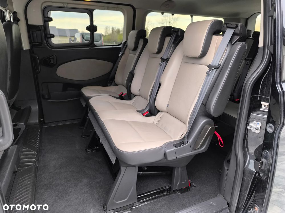 Ford Tourneo Custom 2.0 EcoBlue L2 Titanium - 12