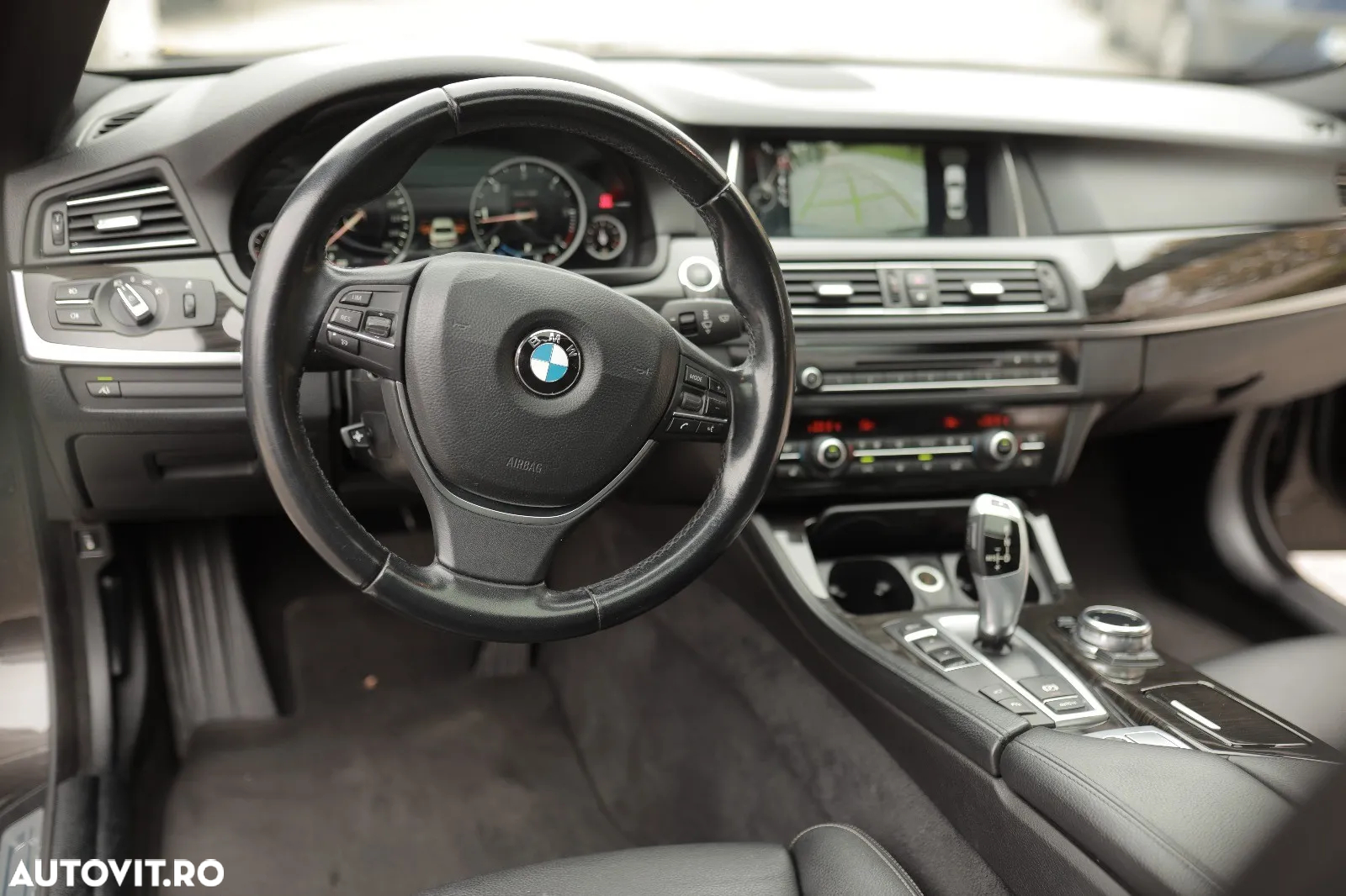 BMW Seria 5 - 11