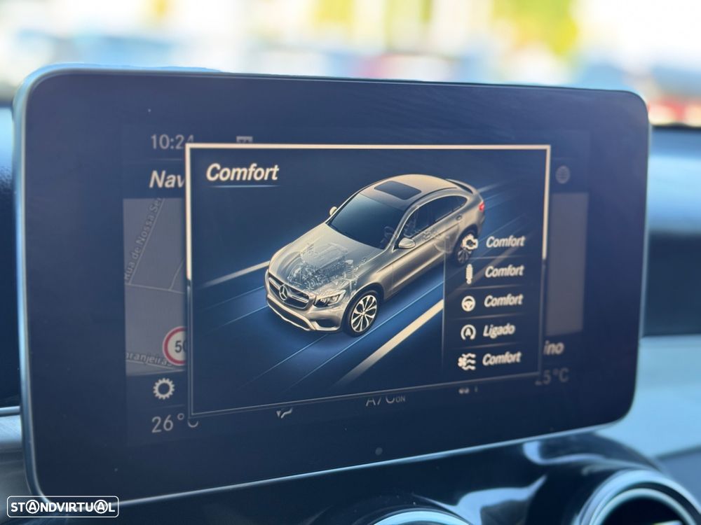 Mercedes-Benz GLC 250 d 4Matic 9G-TRONIC AMG Line - 31