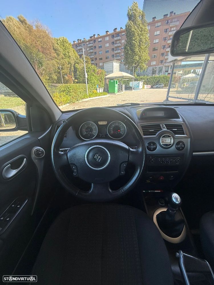 Renault Mégane 1.5 dCi Privilège Luxe - 7