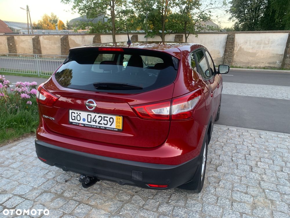 Nissan Qashqai - 25