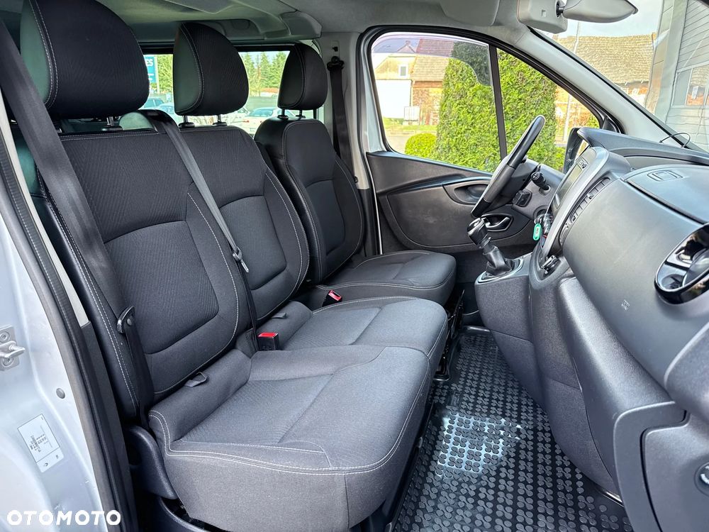 Renault Trafic Grand 2.0 dCi - 15