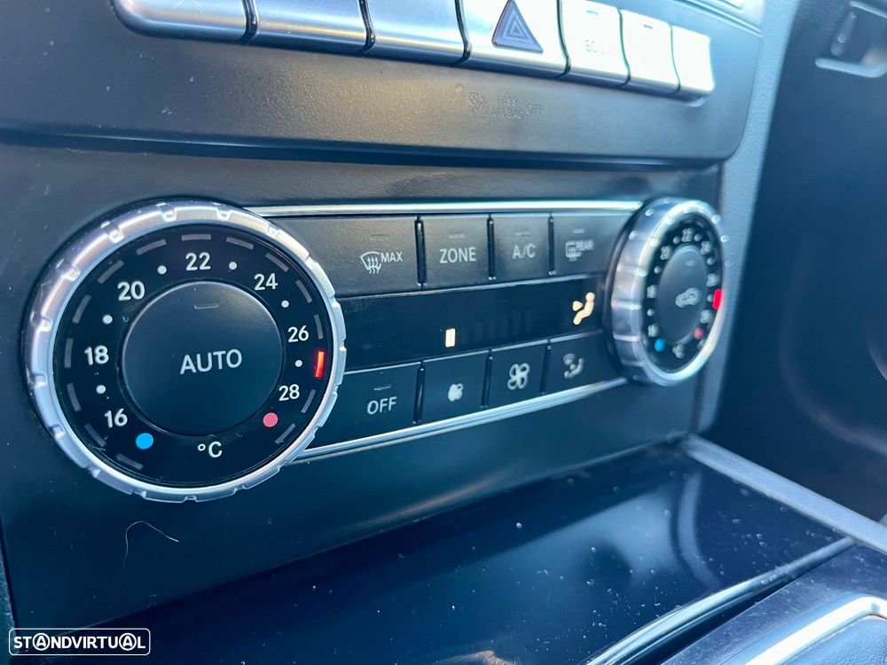 Mercedes-Benz C 180 CDi Elegance BE - 28