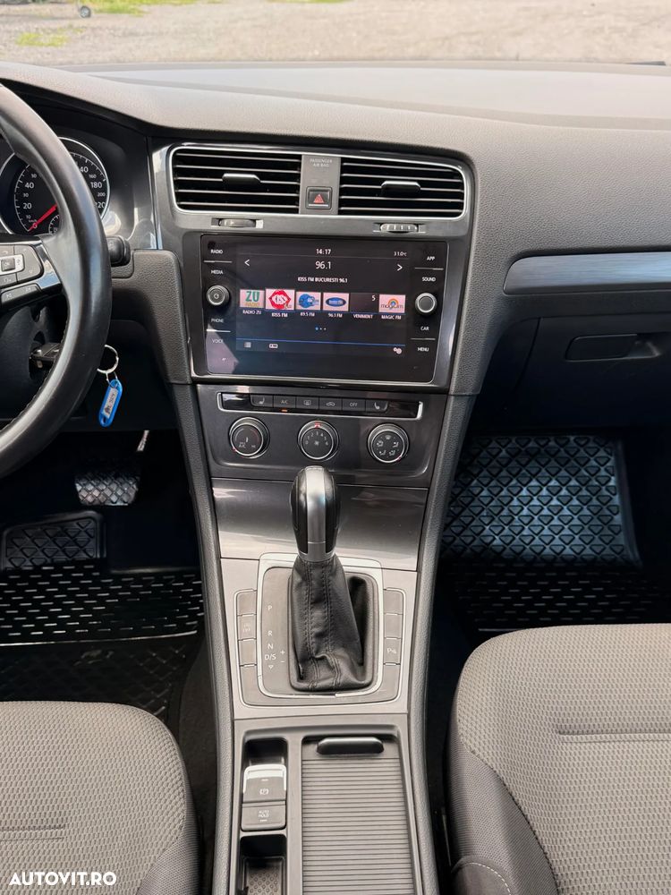Volkswagen Golf 1.4 BlueMotion DSG Comfortline - 9