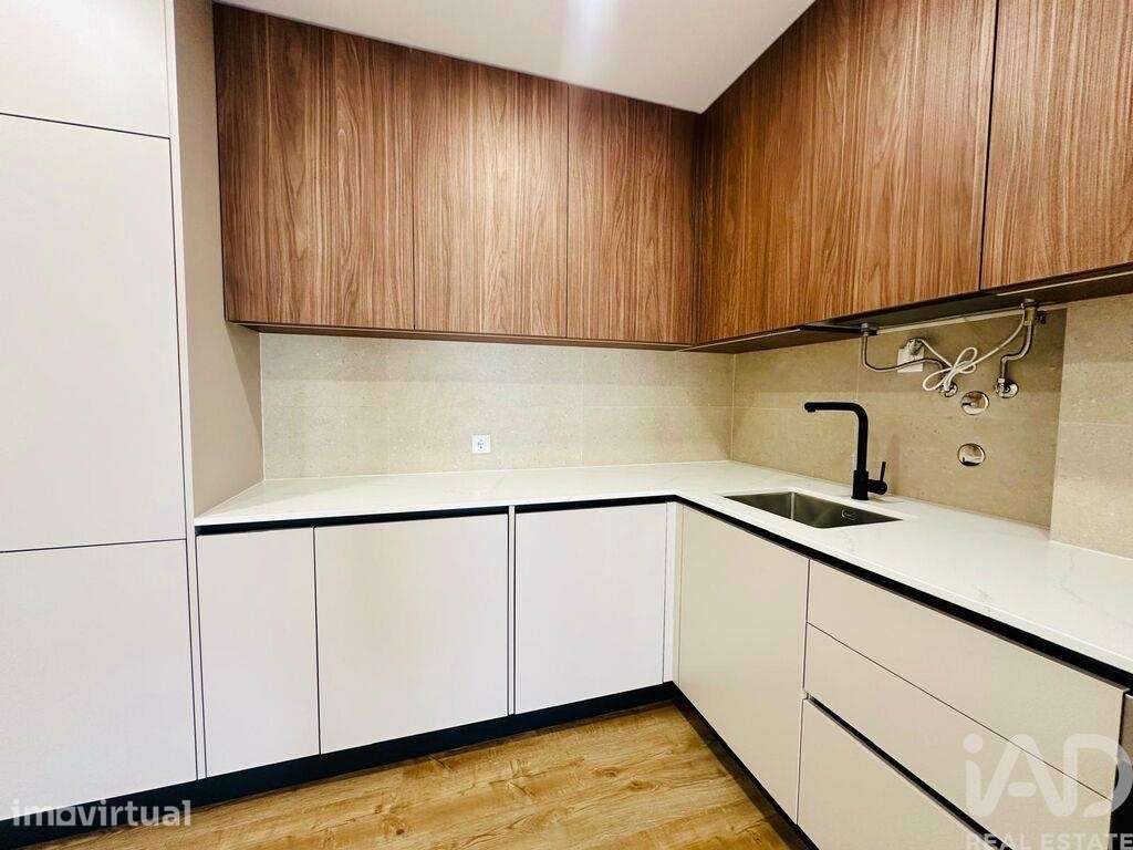Apartamento T2 em Cadaval e Pêro Moniz de 88 m2 - Grande imagem: 4/18