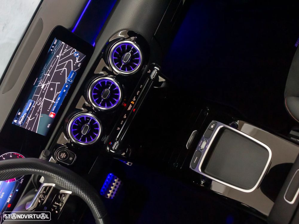 Mercedes-Benz A 200 AMG Line Aut. - 29