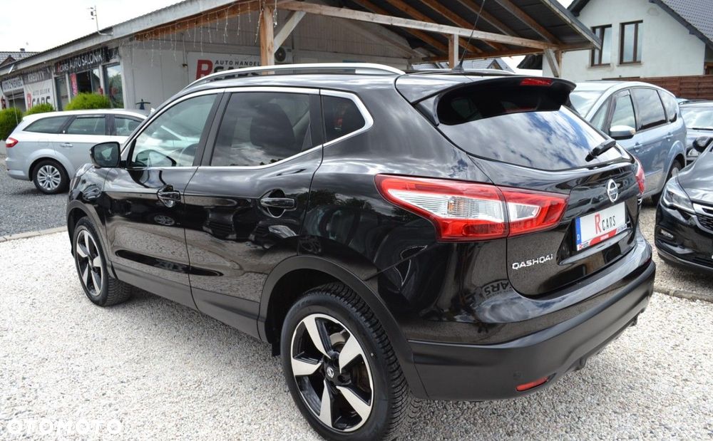 Nissan Qashqai 1.6 dCi Xtronic TEKNA+ - 15
