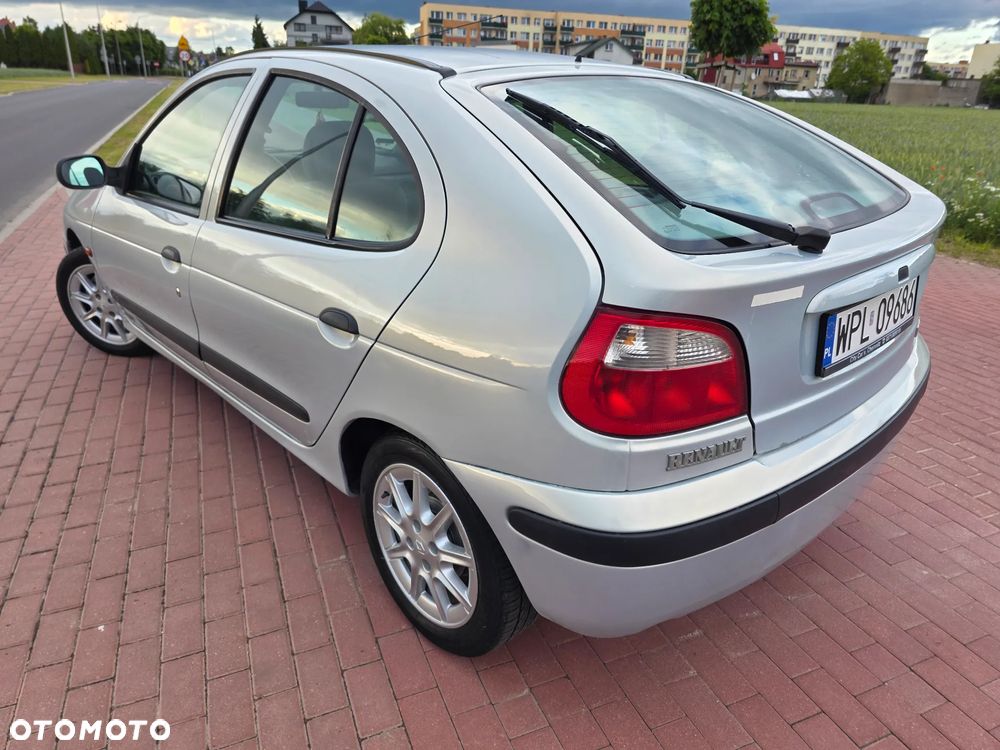 Renault Megane - 1