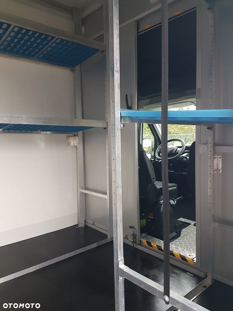 Iveco DAILY KONTENER NISKOPODŁOGOWY 4,43x2,23x2,42 SKLEP FOODTRUCK BAR KLIMA KONIOWÓZ KAMPER - 33