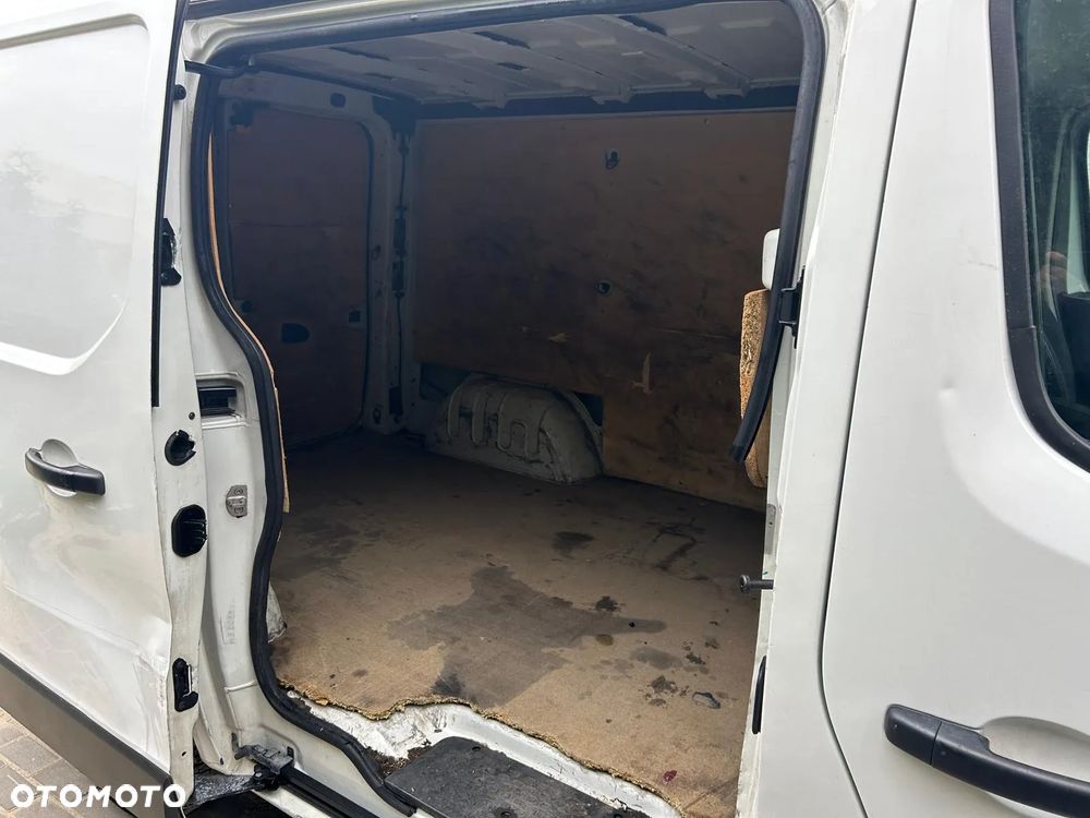 Renault Trafic - 6