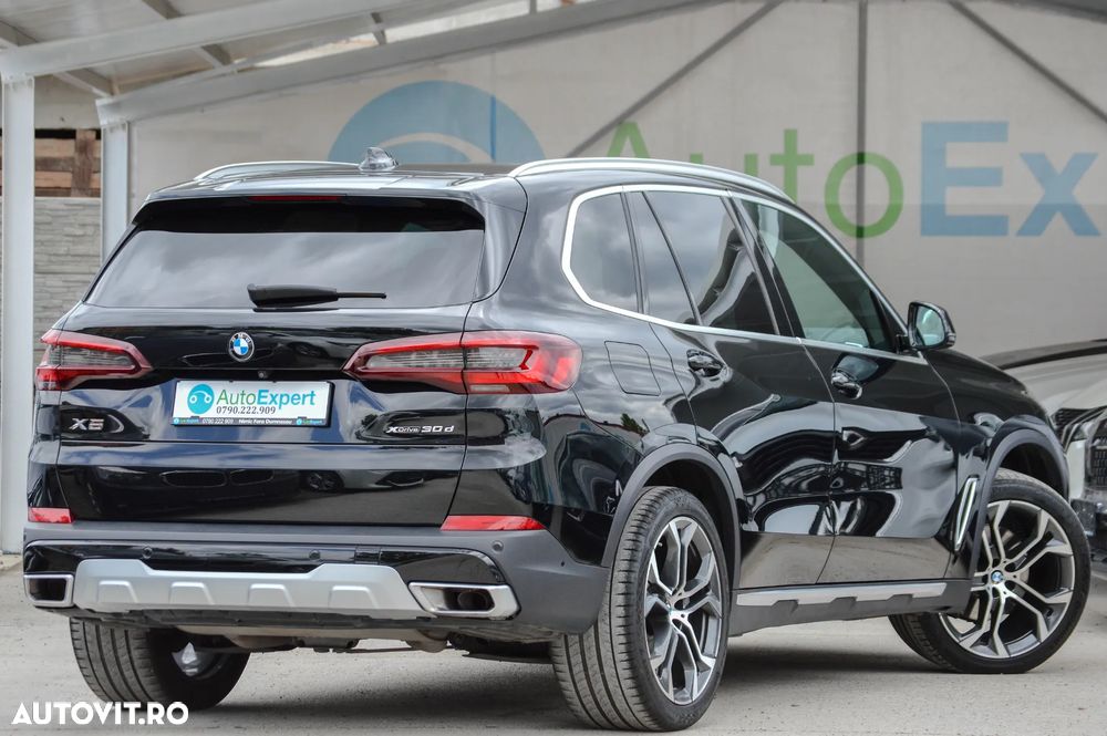 BMW X5 2022 — imagine 11