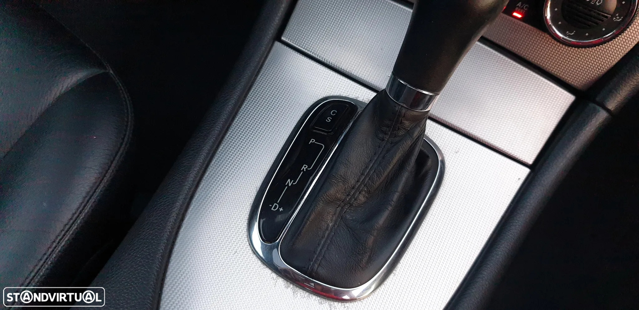 Mercedes-Benz CLK 220 CDi Avantgarde Aut. - 26
