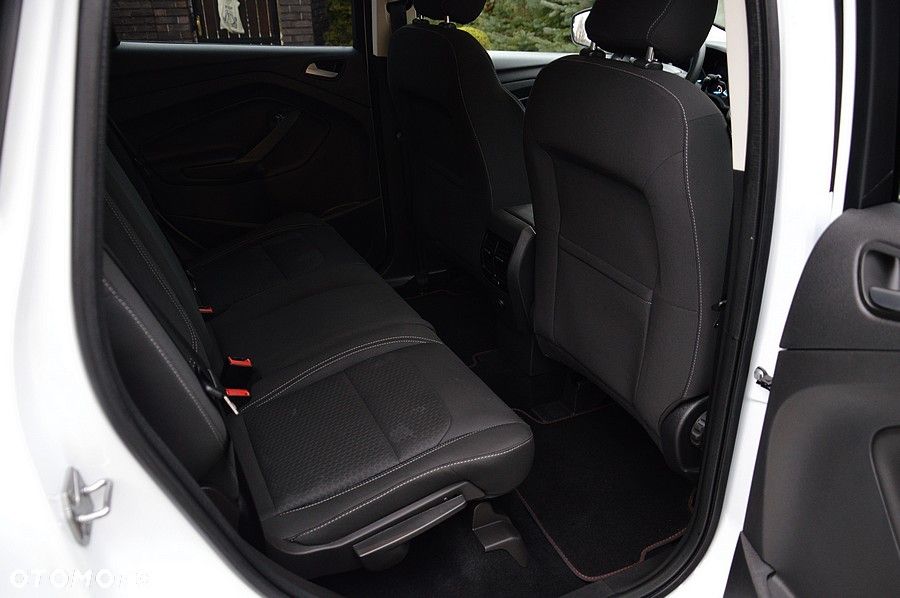 Ford Kuga 1.5 EcoBoost 2x4 SYNC - 24