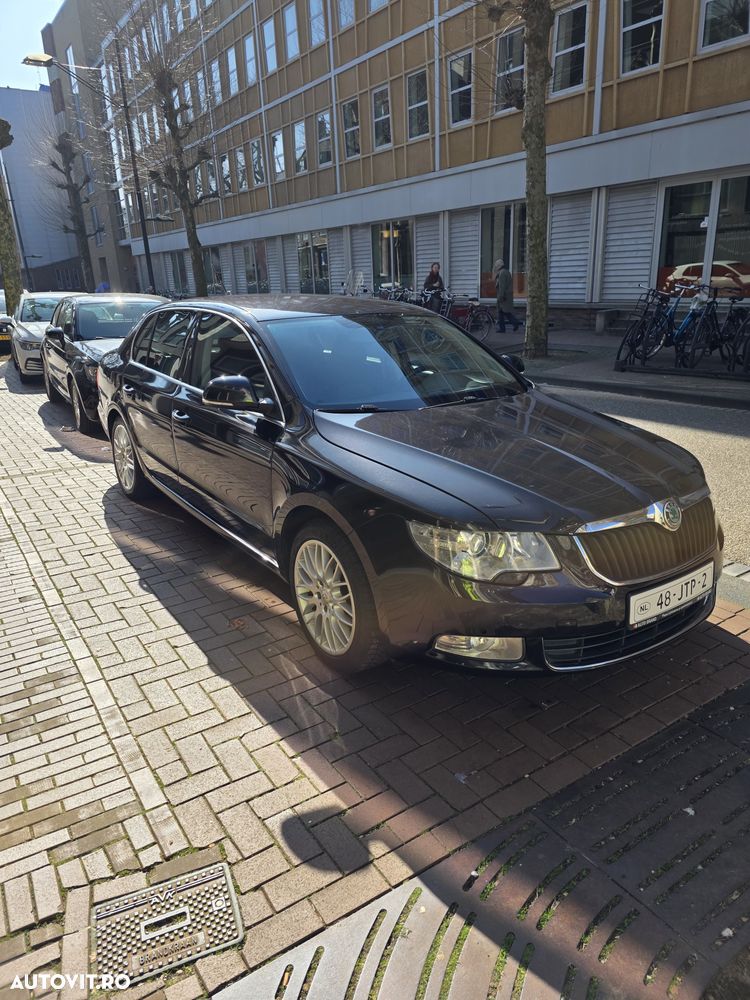 Skoda Superb 1.4 TSI Active - 10