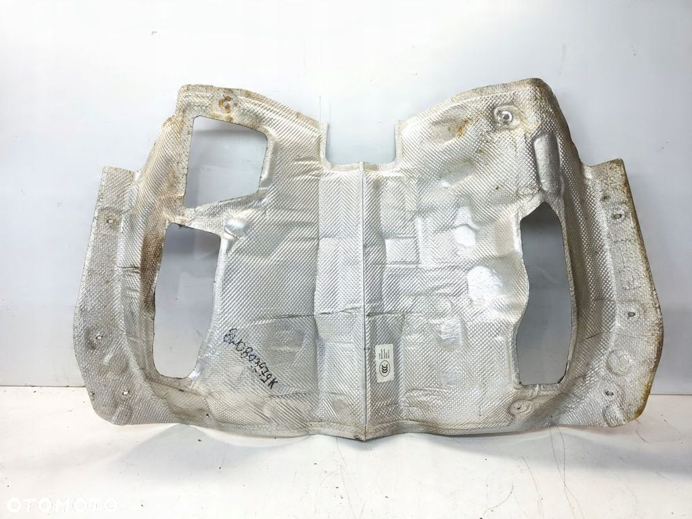 OSŁONA TERMICZNA TUNELU AUDI A4 B9 A5 8W0803979K - 1