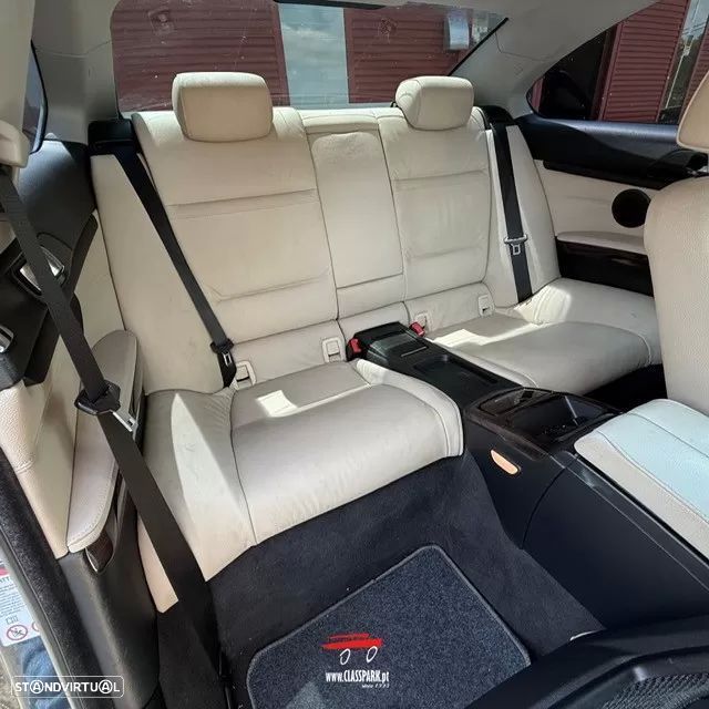 BMW 320 d Coupe - 13