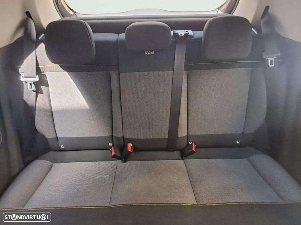 Citroën C3 1.2 PureTech Shine Pack EAT6 - 15