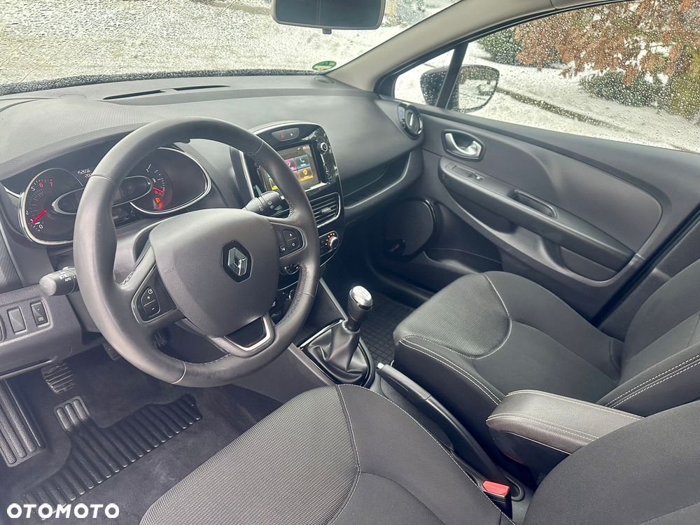 Renault Clio - 12