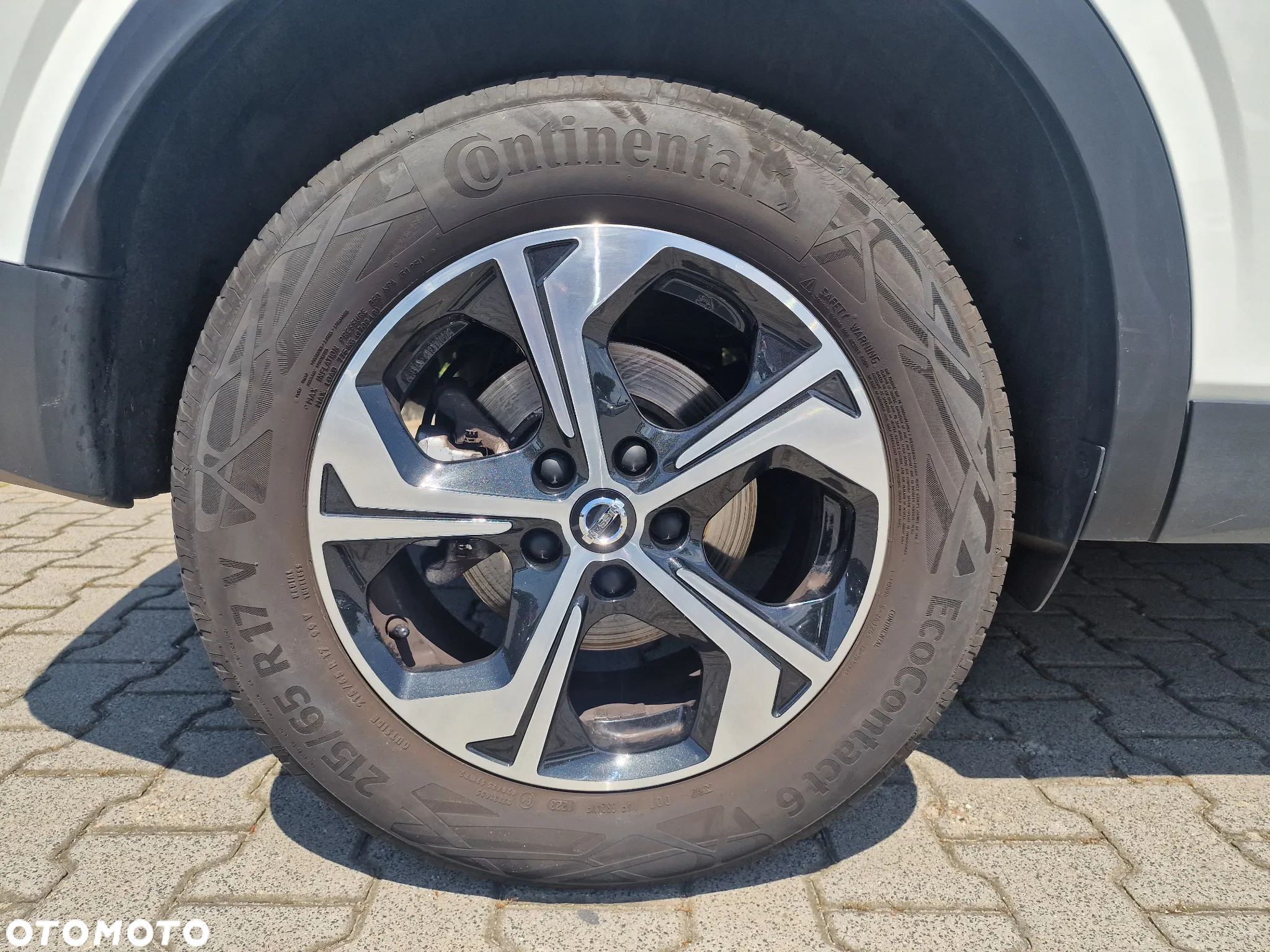 Nissan Qashqai - 11