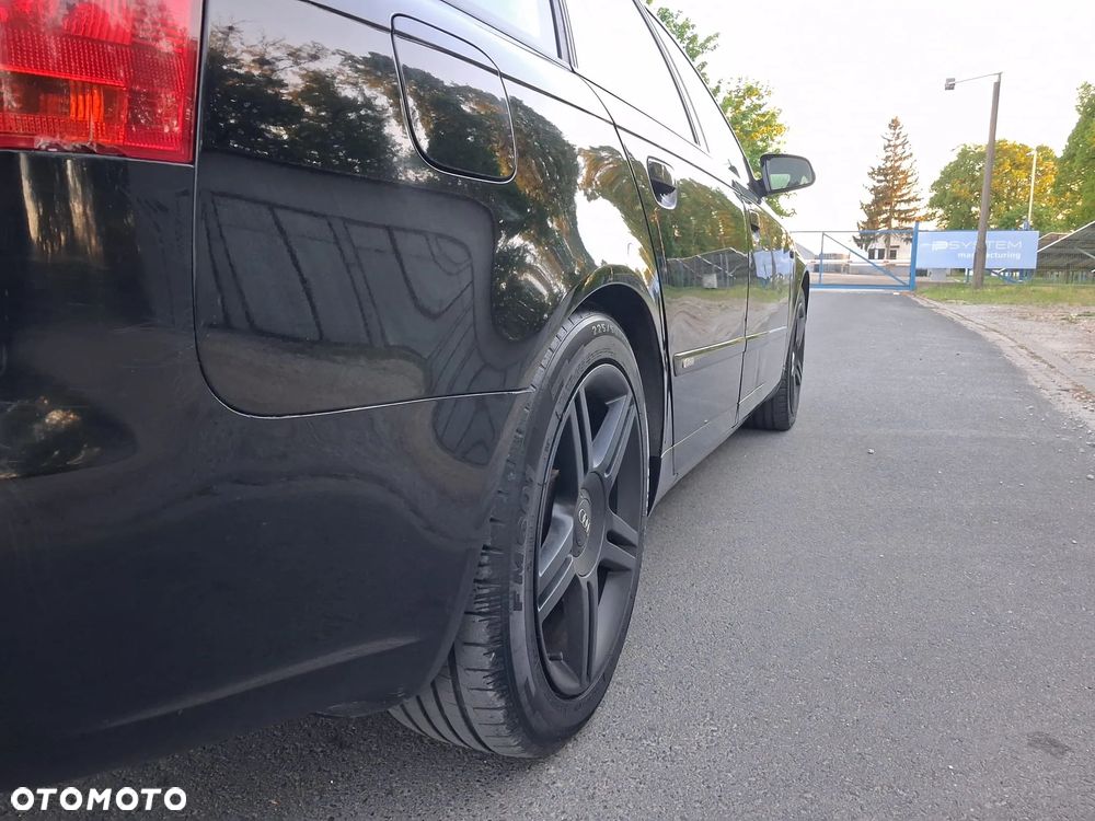 Audi A4 Avant 2.0 TDI Multitronic - 14