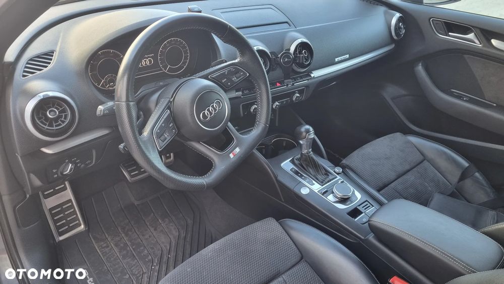 Audi e-tron - 7