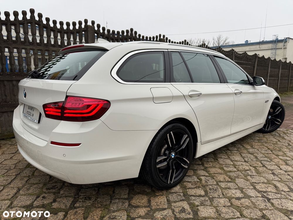 BMW Seria 5 525d - 2