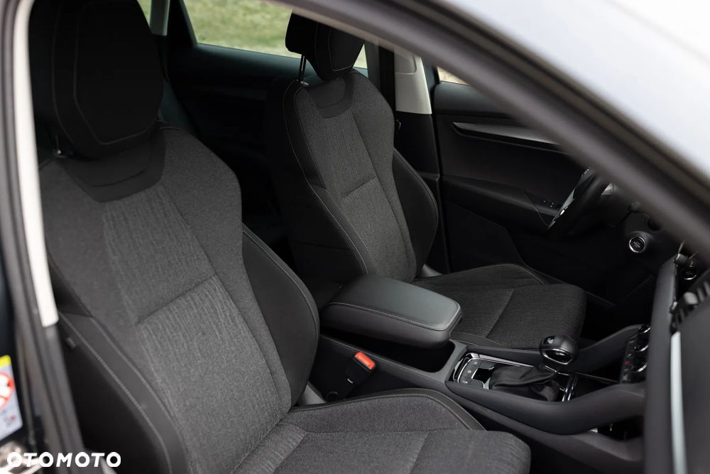 Skoda Karoq 1.6 TDI SCR 4x2 Style DSG - 19