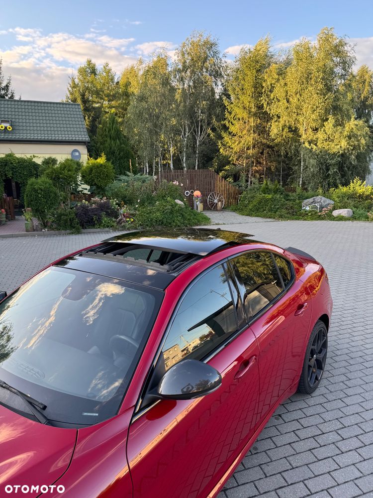 Alfa Romeo Giulia 2.0 Turbo TI Q4 - 9