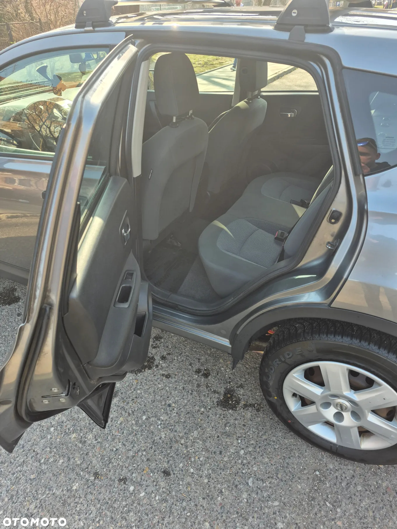 Nissan Qashqai 1.6 Visia - 9