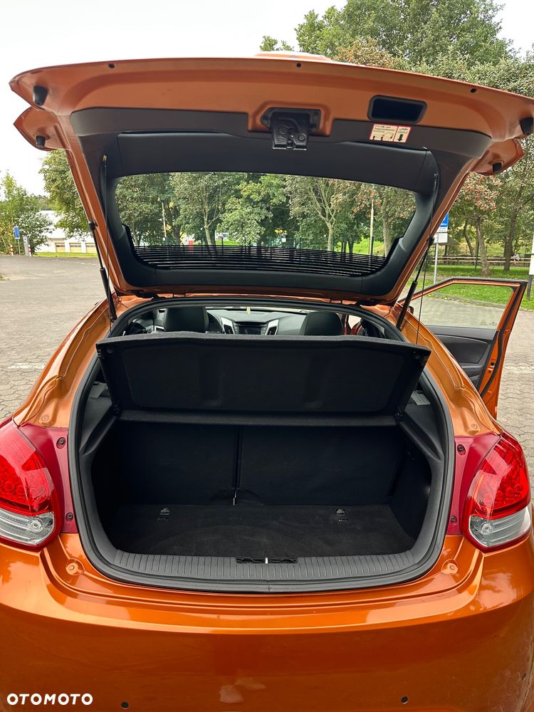 Hyundai Veloster 1.6 GDI Premium - 7