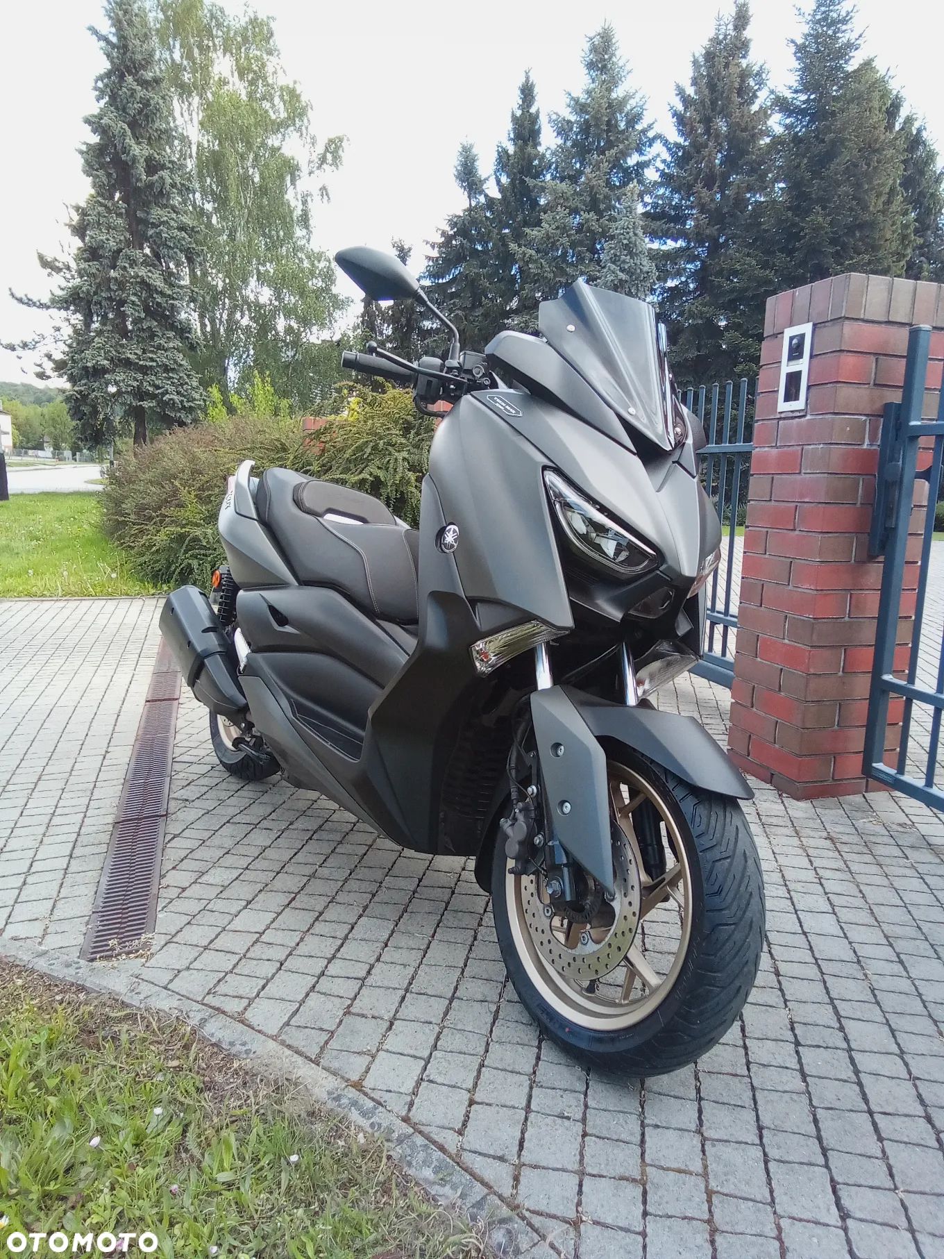 Yamaha X-max - 1