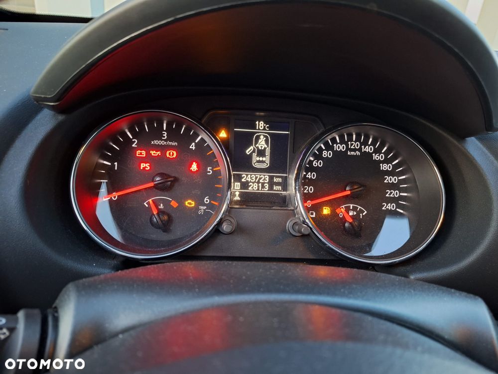 Nissan Qashqai 1.6 DCi N-Tec - 11